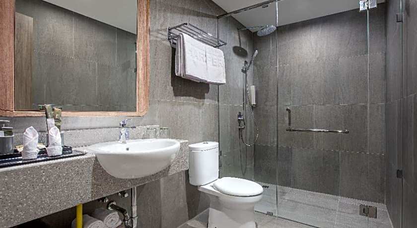 Harper Banjarmasin by ASTON