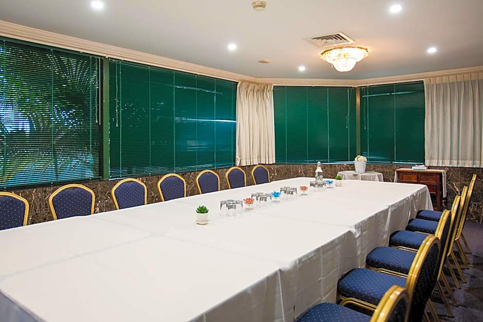 Comfort Hotel Pacific Cleveland