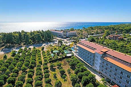 Grand Hotel Derin