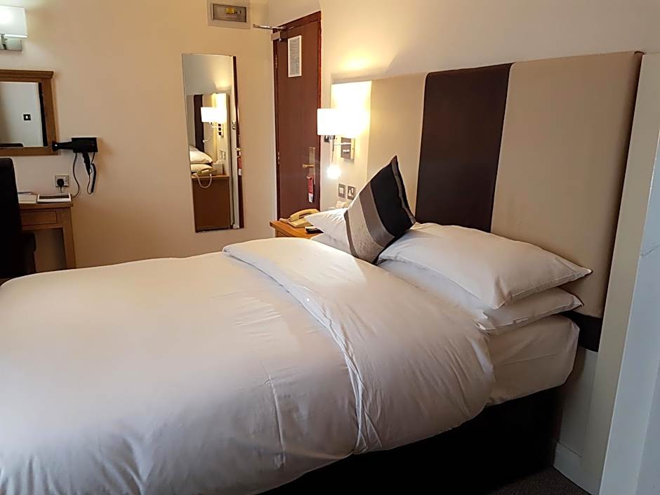 The Diplomat Hotel Restaurant & Spa