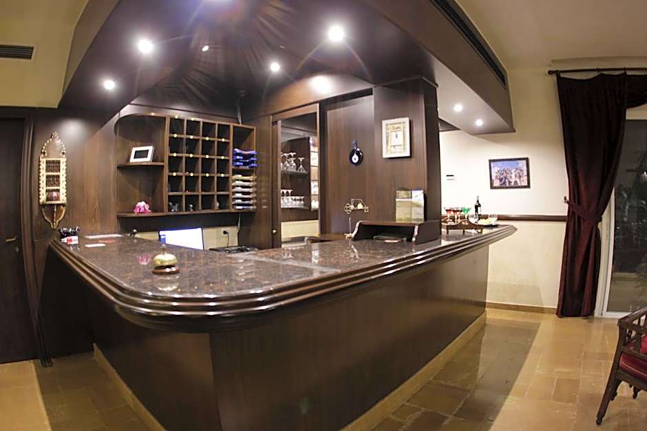 Quartier Suisse Hotel