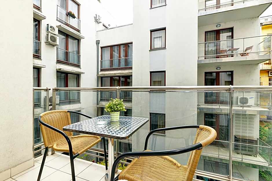 Quality Point Apartments 0-24 reception