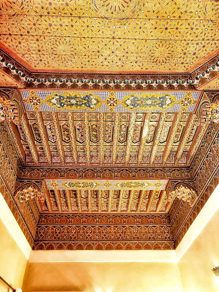 Riad ABBASSIA Marrakech Première - Authentic Medina Experience