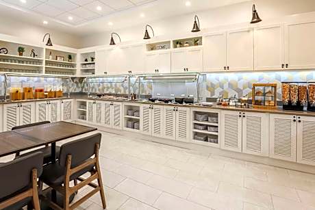 Hyatt Place Waco - South