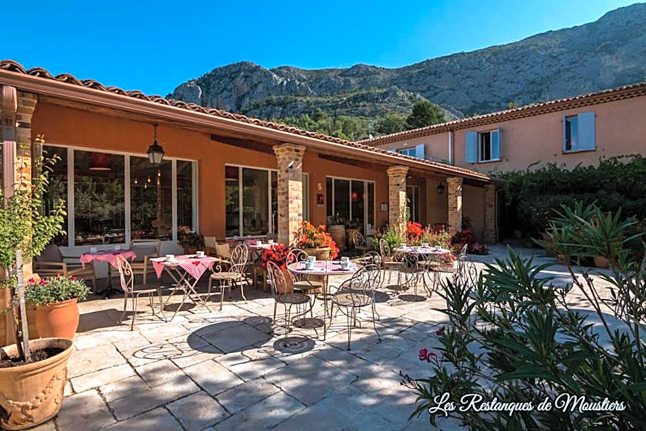 Hotel Les Restanques De Moustiers