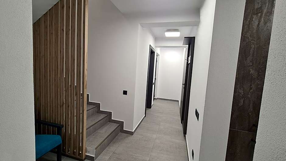 Complex Lunlo Village