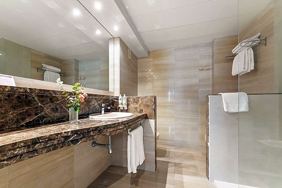 Acacia Suite