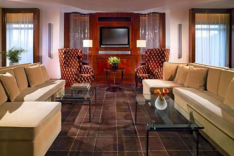 Sheraton Skyline Hotel London Heathrow