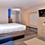 Holiday Inn Express Hotel & Suites Cincinnati - Mason