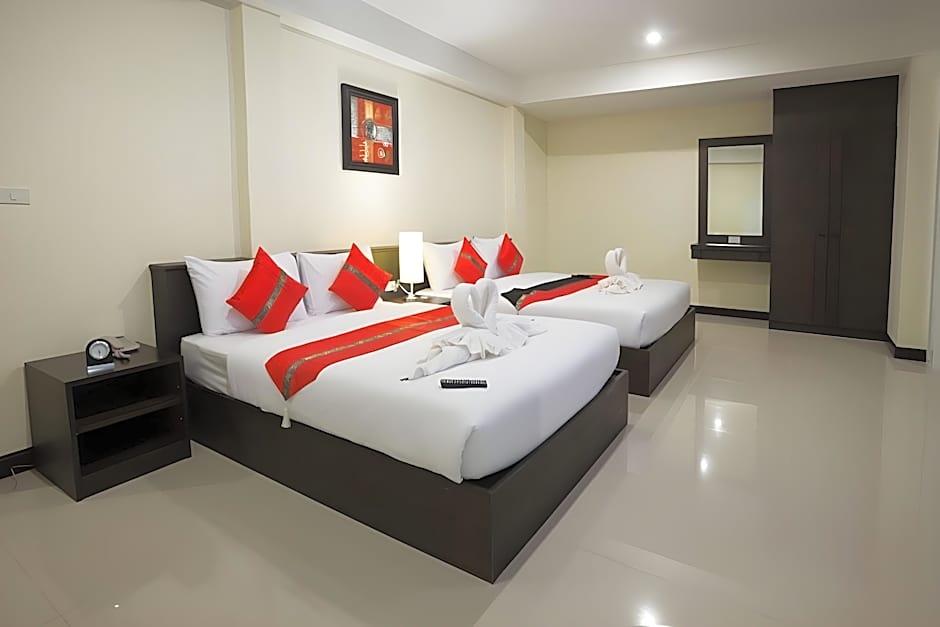 The Elegant Patong Hotel