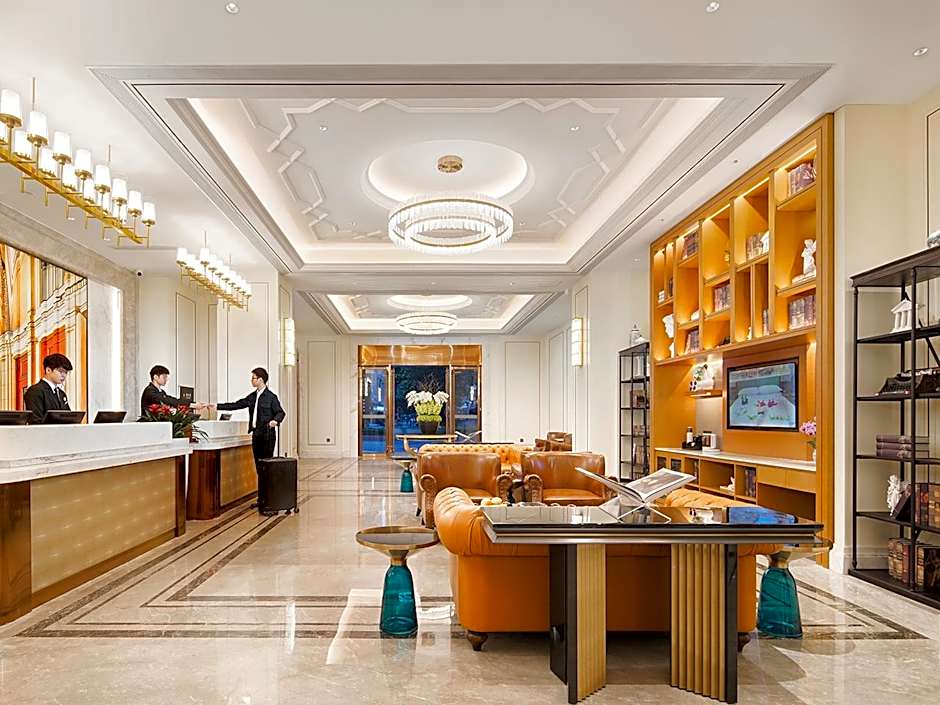 Vienna International Hotel Guangzhou Railway Station Sanyuanli Metro Station