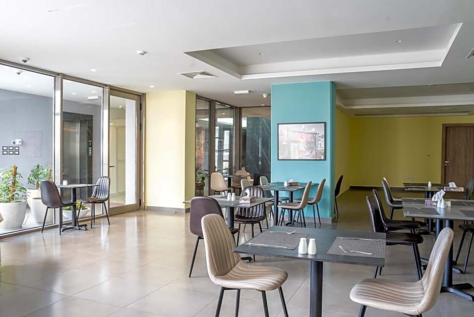 Liv Weibdeh Hotel Suites