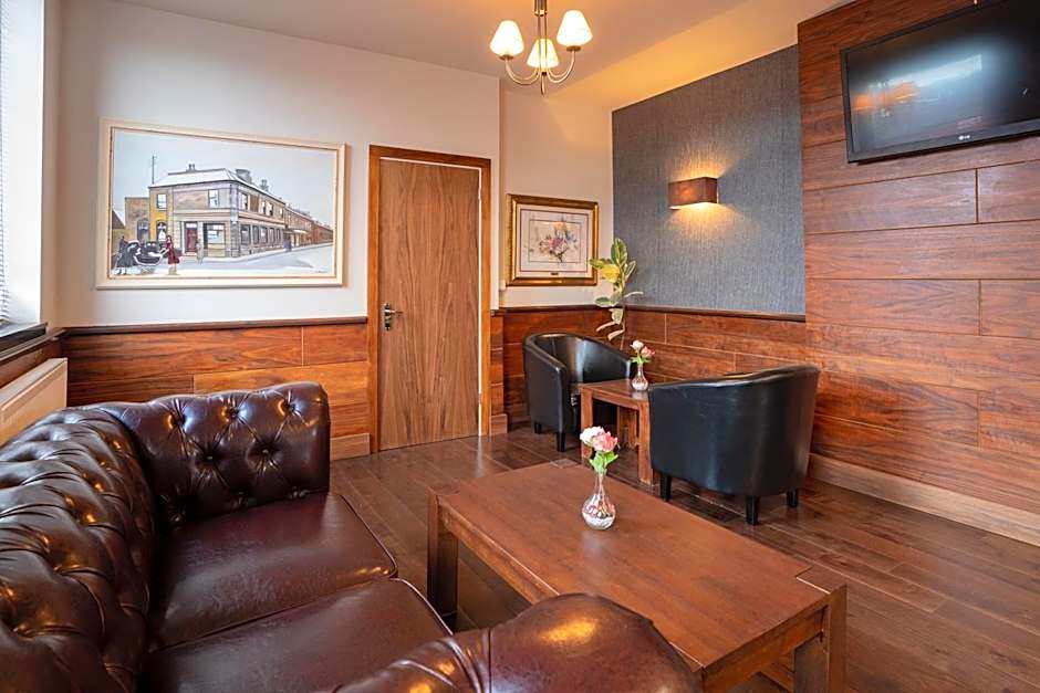 Eagle Hotel Luton Airport