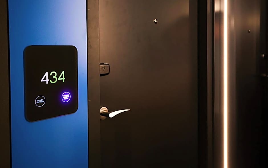 Alt Hotel St. John's