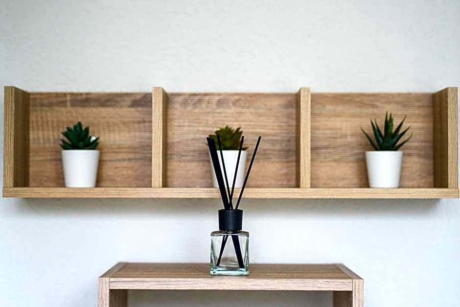 B&B Outlet Hotel - Metzingen - Bad Urach - Free Parking