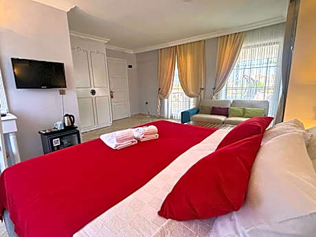 King Suite with Terrace