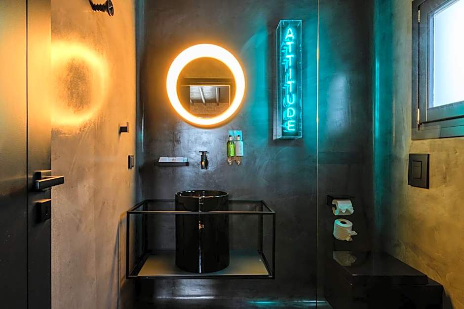 She Mykonos Boutique Hotel