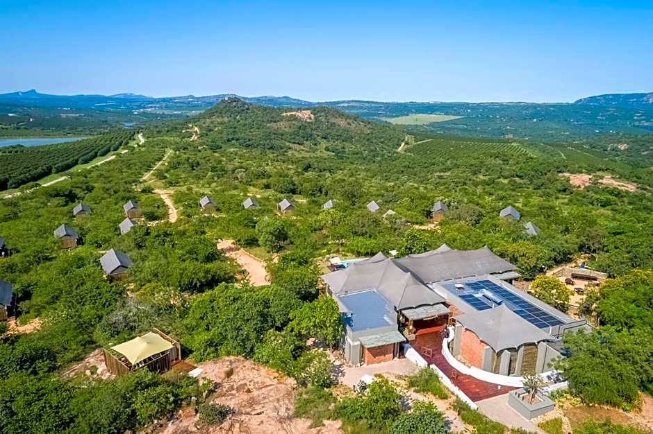 Ndhula Luxury Tented Lodge