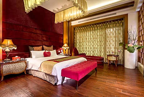Superior Double Room (Check-in after 22:00)