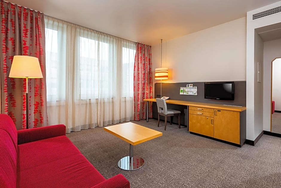 Holiday Inn Frankfurt Airport - Neu-Isenburg By IHG
