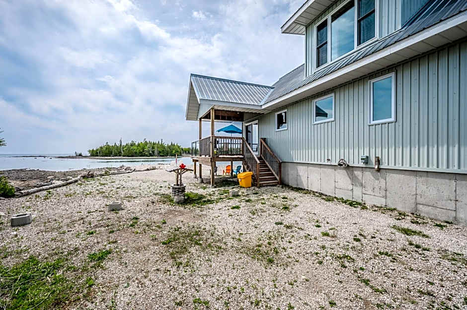 Elysium - Perfect Waterfront for the Holidays