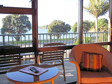 Studio with Sea View - Ground Floor