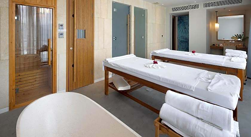 Anya Premier Beachfront Hotel Quy Nhon