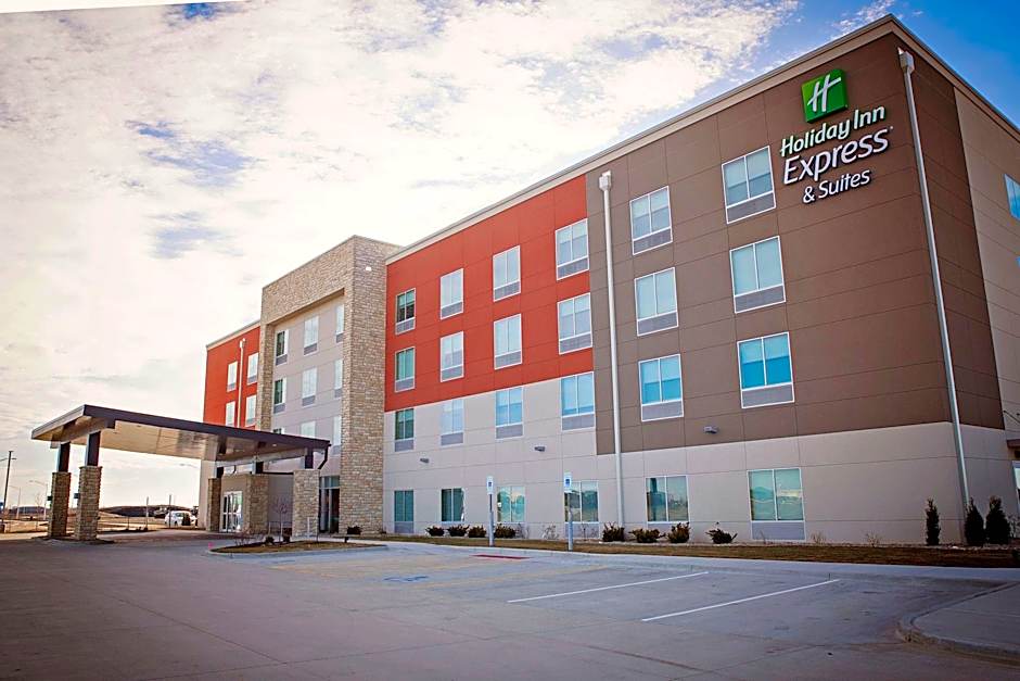 Holiday Inn Express & Suites - Rantoul By IHG
