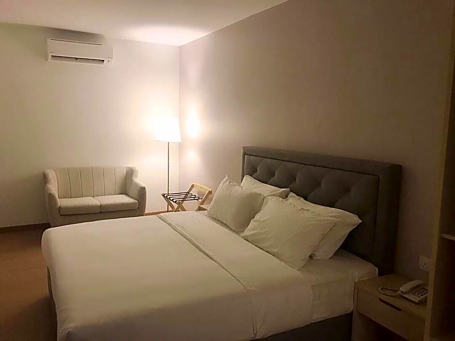 MIYABI HOTEL PERMAS