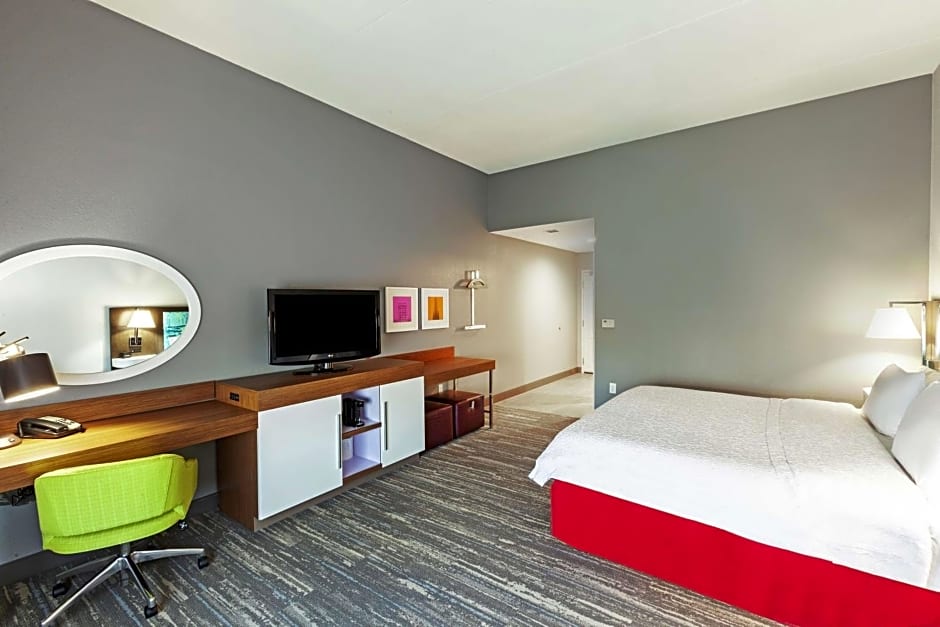 Hampton Inn By Hilton & Suites Houston-Bush Intercontinental Airport