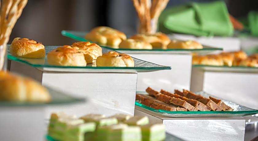 Hotel Santika Pekalongan