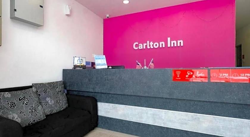 OYO 89492 Carlton Inn Bukit Ubi