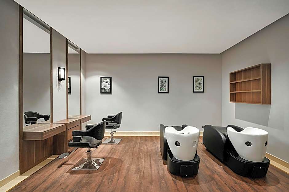 Four Points by Sheraton Lang Son