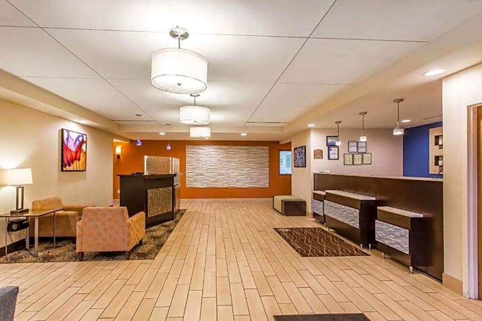 Comfort Suites Cookeville