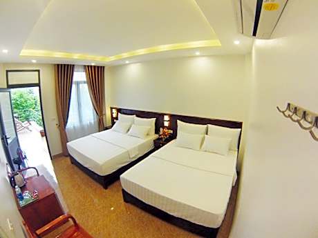 Triple Room with Balcony