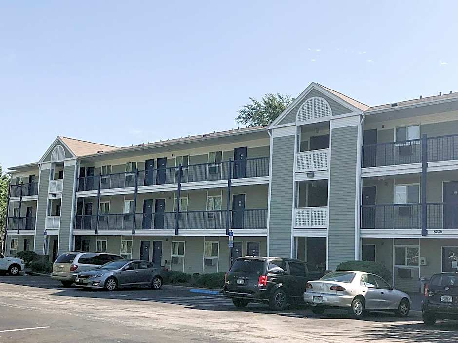 Motel 6-Jacksonville, FL - South