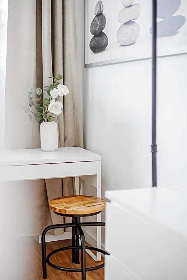 Modern Central City Rooms