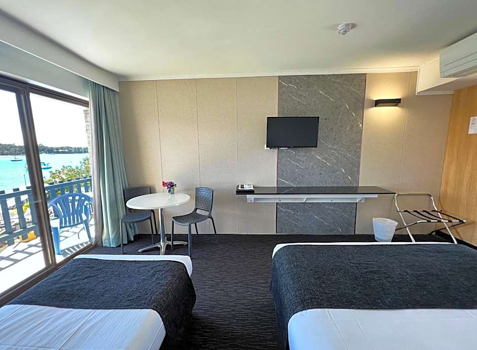 Mariners on the Waterfront