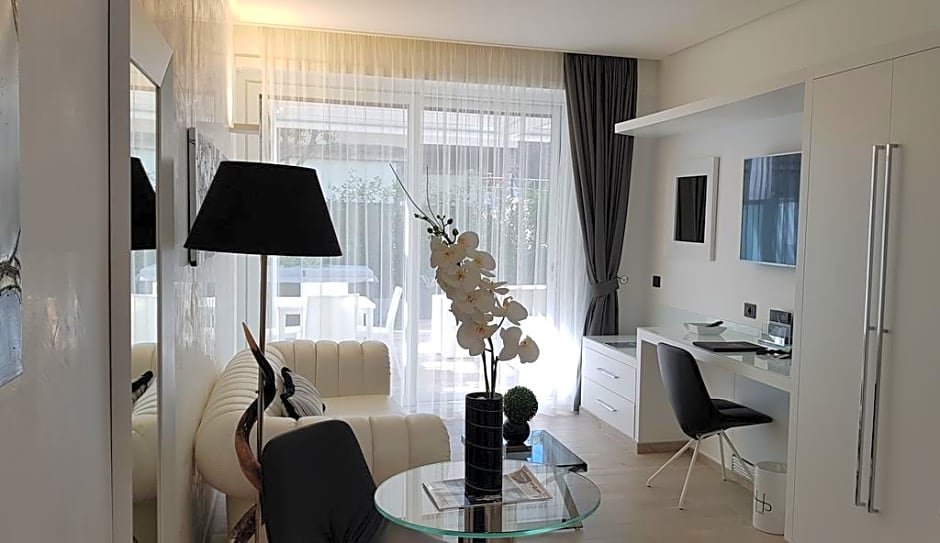 Photo 1 of 1 of Suite