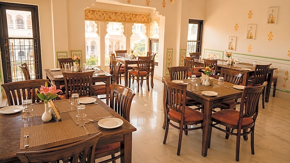 Amar Kothi Hotel