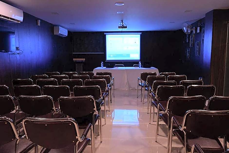 Treebo Orion Sapphire, Beck Bagan