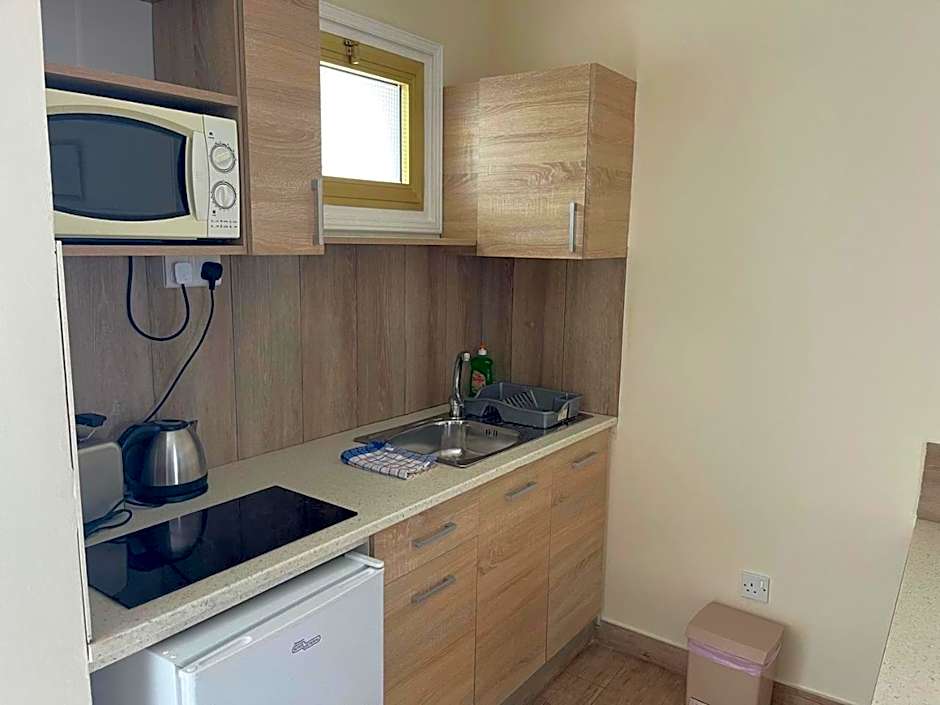 Antonis G. Hotel Apartments