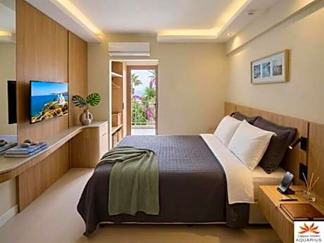 Standard Double Room with Sea View