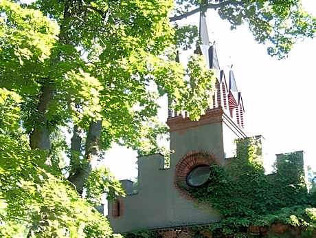 Mustion Linna / Svarta Manor