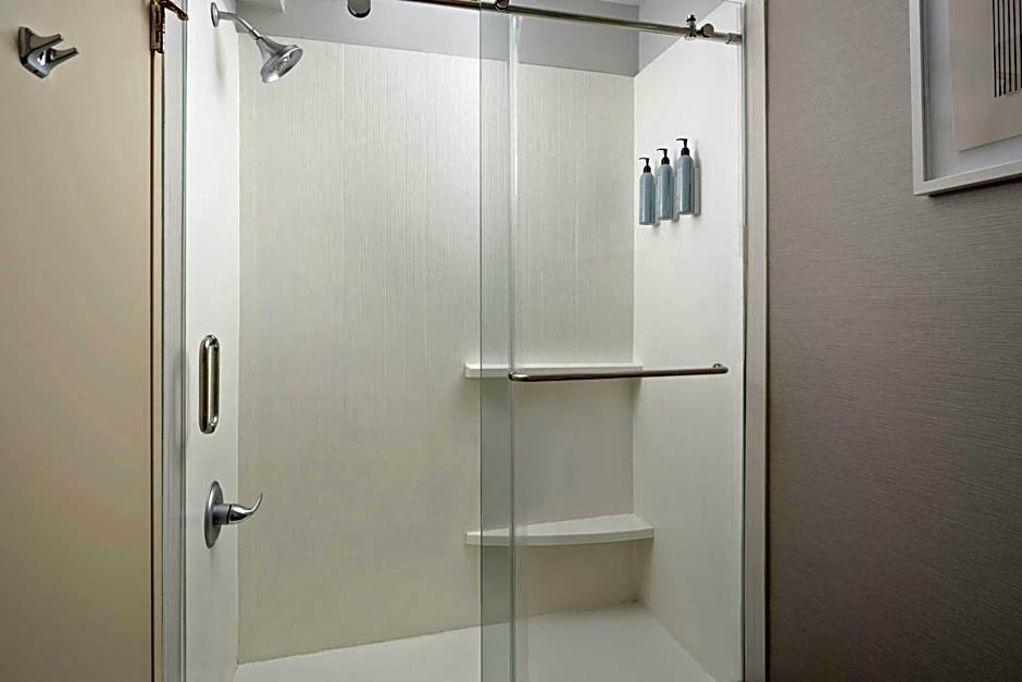 Courtyard by Marriott Detroit Utica