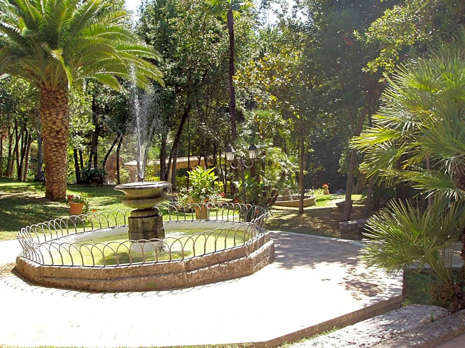 Hotel Il Cavalier D'Arpino