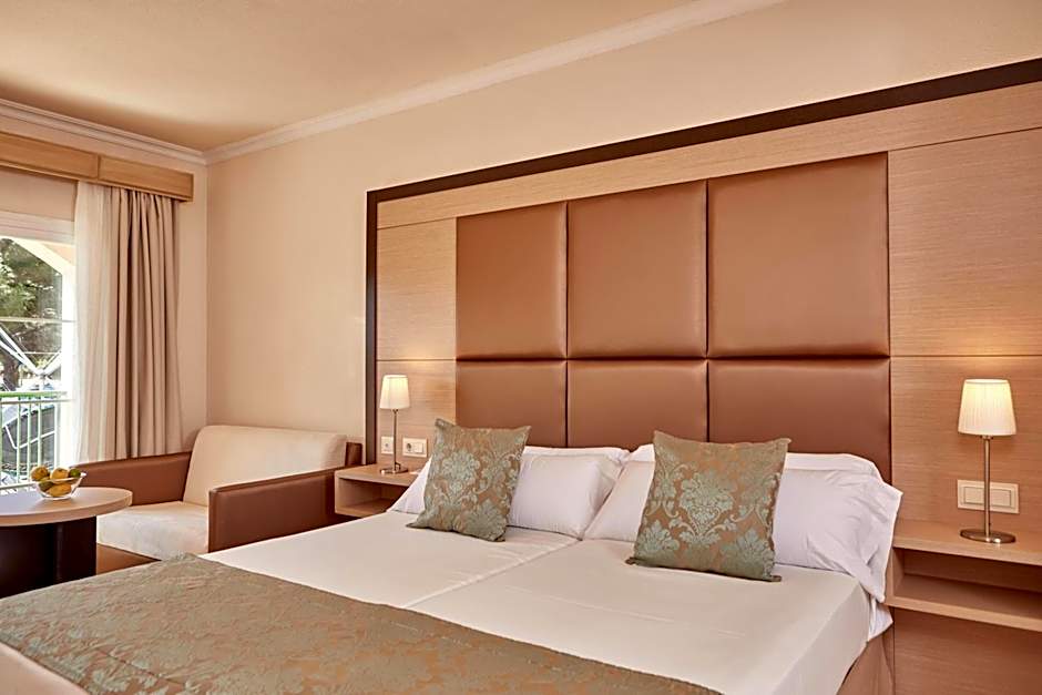 Zafiro Cala Mesquida