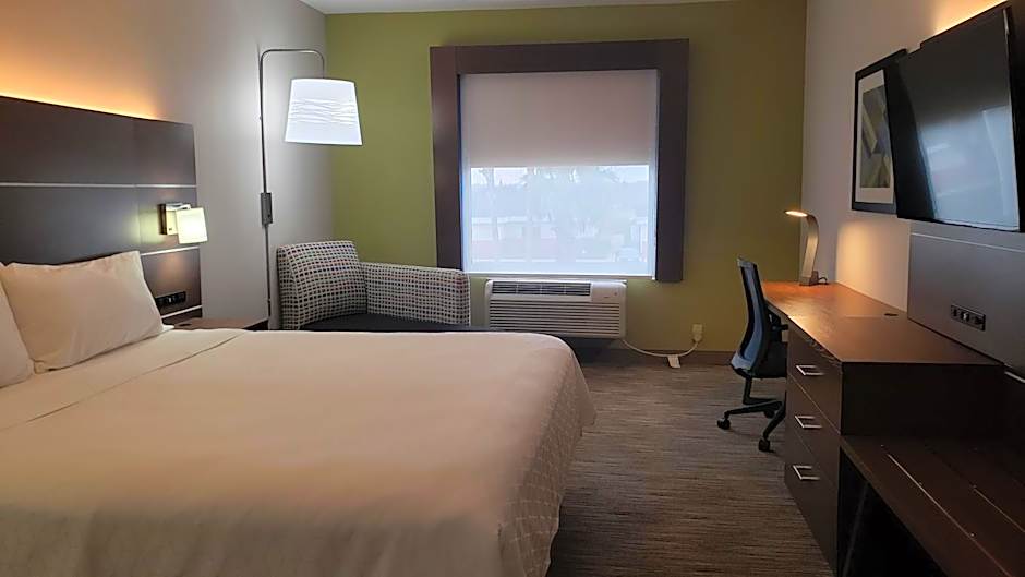 Holiday Inn Express Hotel and Suites Weslaco By IHG