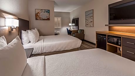 2 QUEEN BEDS,NSMK,PILLOW,FLATSC,MICRFG,FULL BREAKFAST