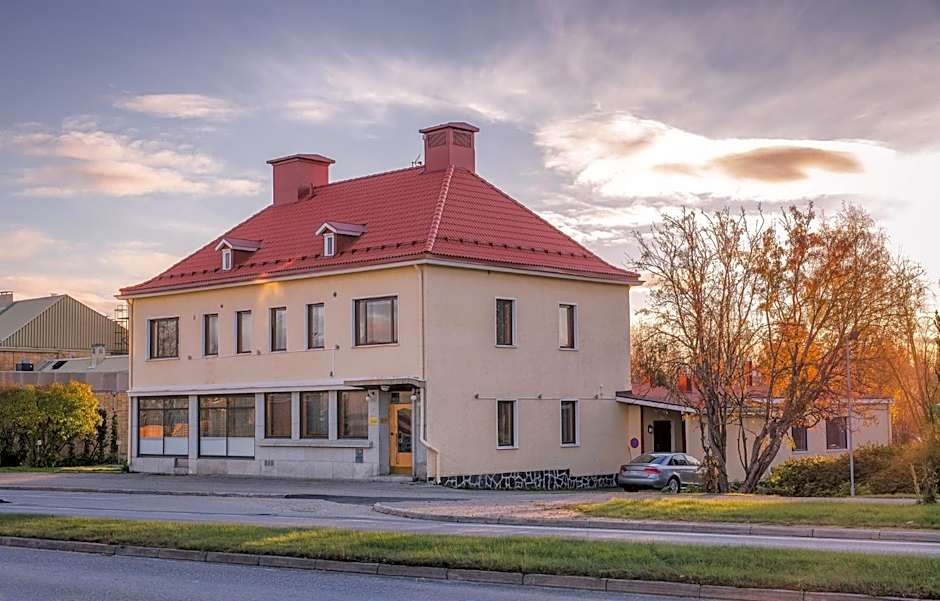 Kultahippu Hotel & Apartments
